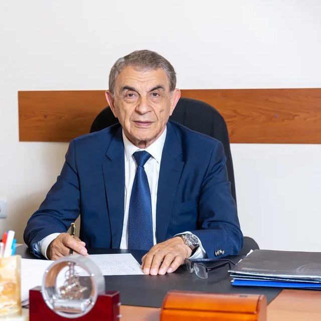 Ara Sayen Babloyan
