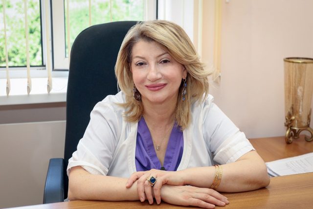 Էվելինա Բախշինյան