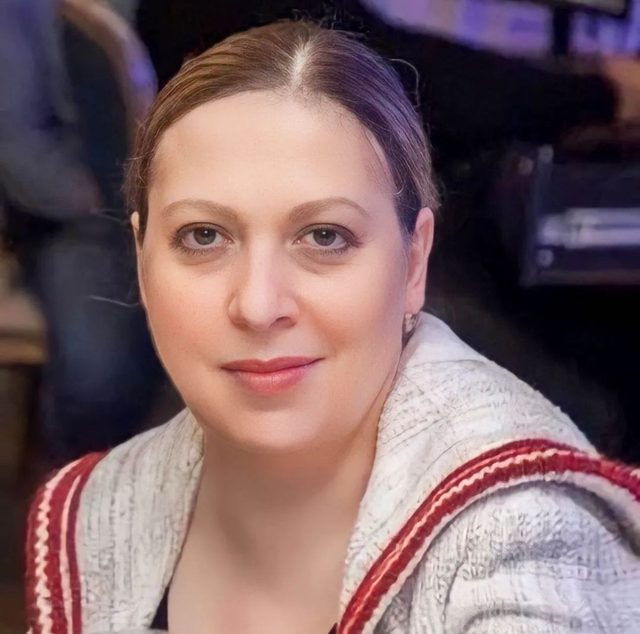 Լուսինե Ռազմիկի Աբրահամյան